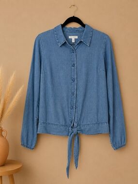 LC Lauren Conrad Light Blue Tie-Front Chambray Button-Up